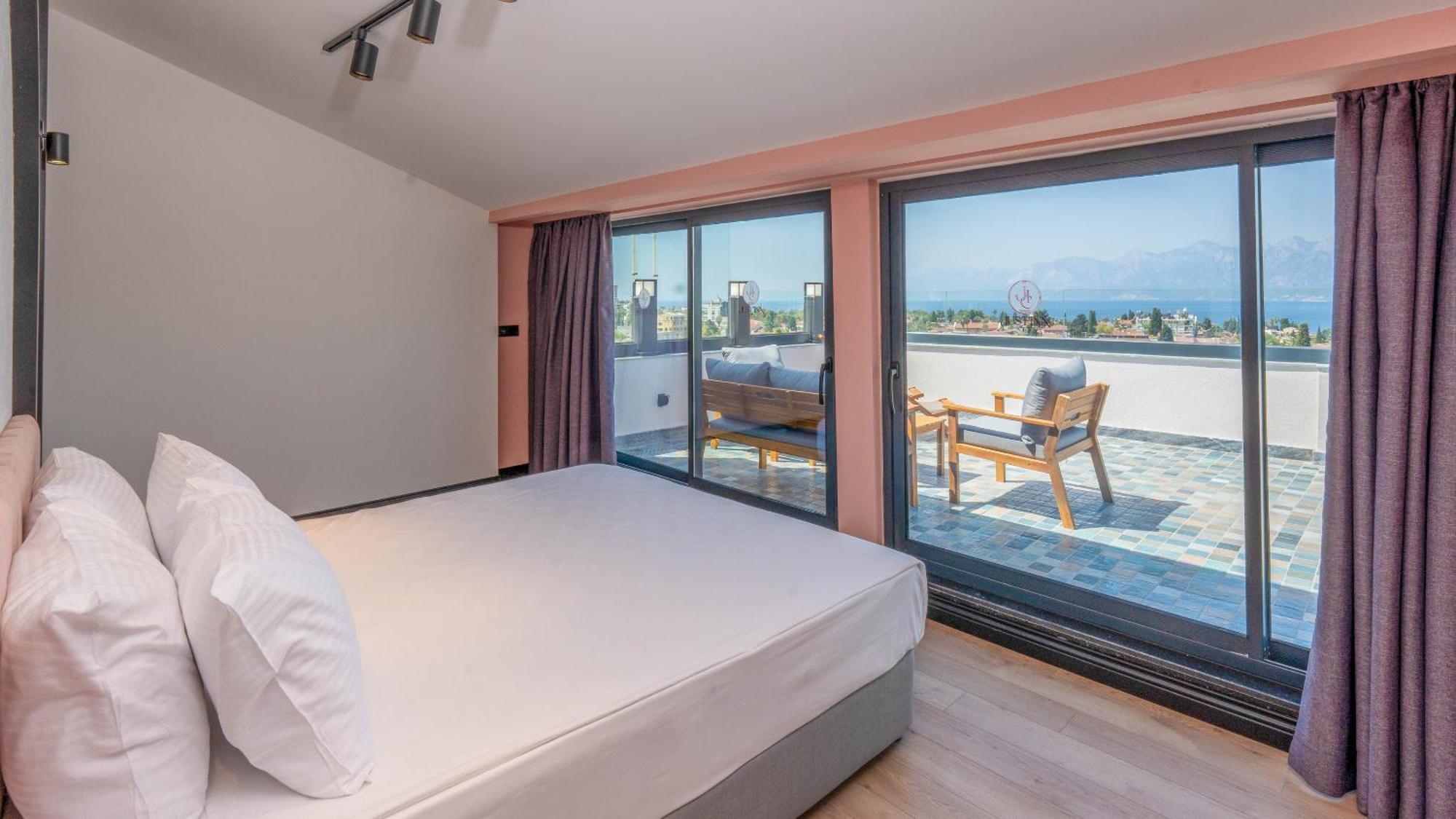 Just Inn City Antalya Buitenkant foto
