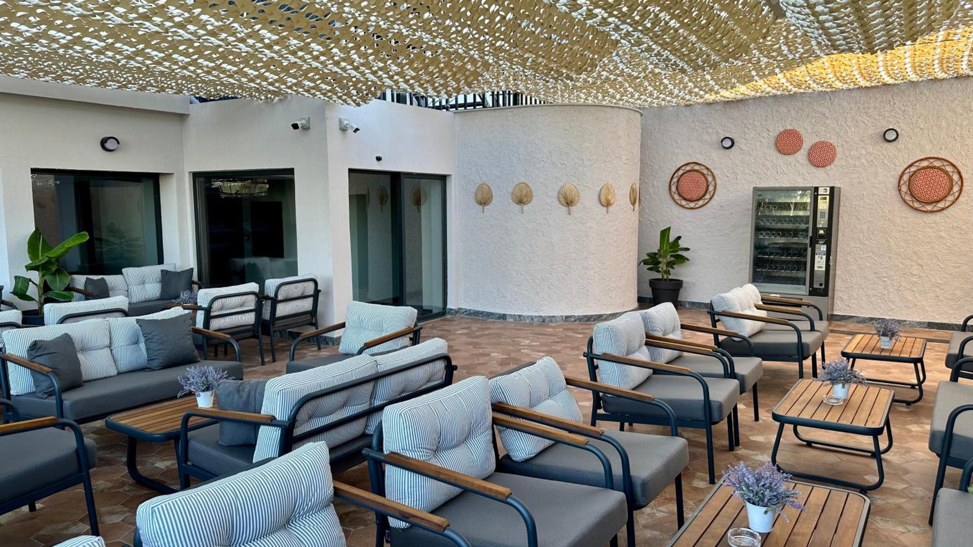Just Inn City Antalya Buitenkant foto
